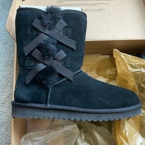 Koolaburra by UGG w victoria short black boots size us 9